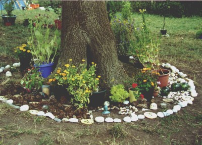 Tree shrine